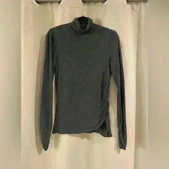 Women’s Dark Gray Elie Tahari Turtleneck - Picture 1 of 6